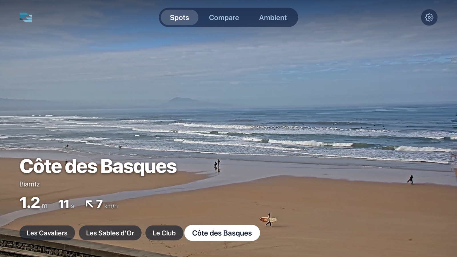 Olatu on Apple TV: the Côte des Basques webcam with current wave height, period and wind